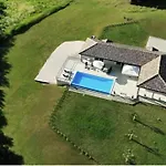 Heaven Villa *