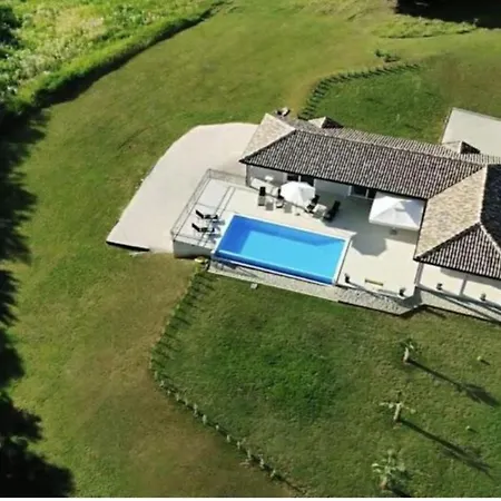 Heaven Villa *