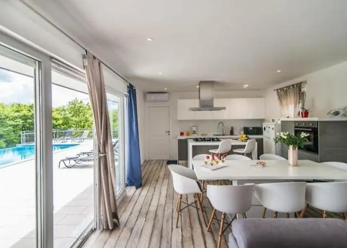 Heaven Villa